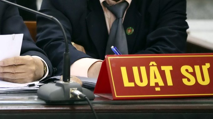 LUật sư ly hôn có yếu tố nước ngoài
